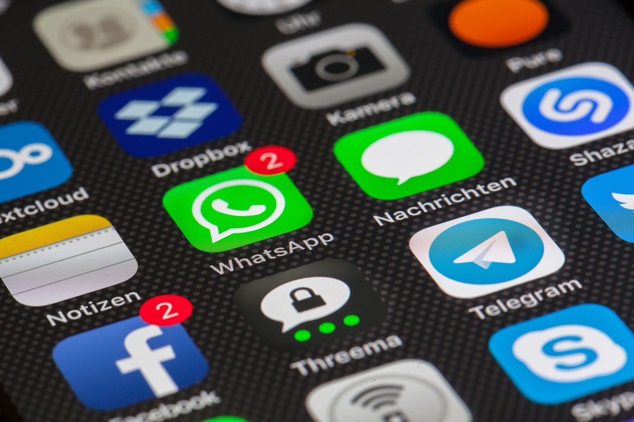 Optimisez votre présence sur les réseaux sociaux avec ces astuces infaillibles